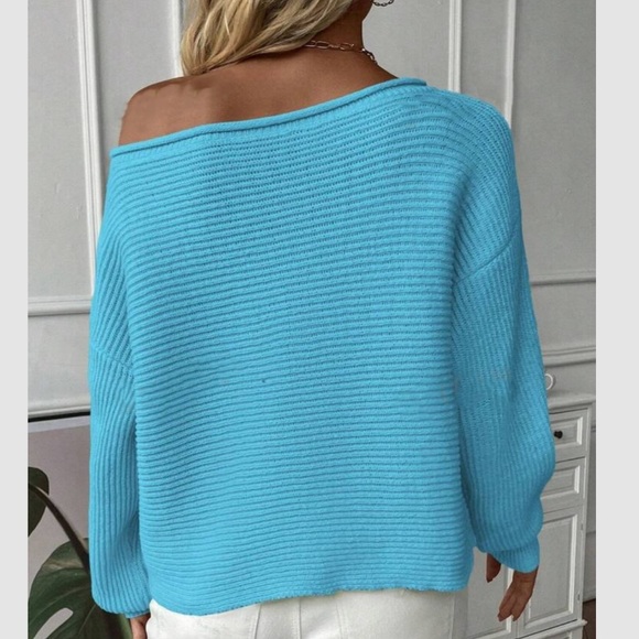 Luxe green off shoulder knit sweater top - Picture 4 of 8